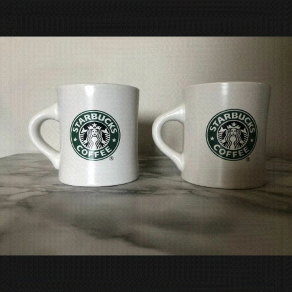 𝅺starbucks Set Of 2 Classic White Green Siren Logo Mermaid Gift Pack Mug